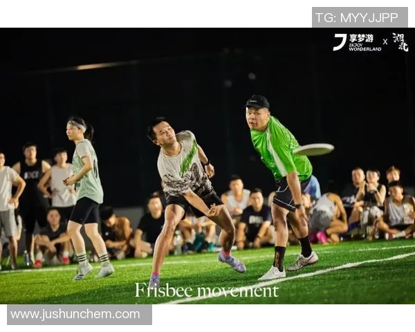 上海飞盘队在世界街舞大赛中以53分稳居积分榜首位 上海飞盘队在世界街舞大赛中以53分稳居积分榜首位